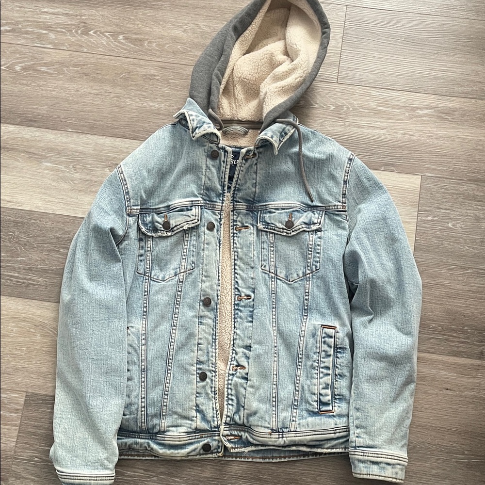 Hollister Blue Denim Jacket with Cream Lining, distress on collar and hoodie